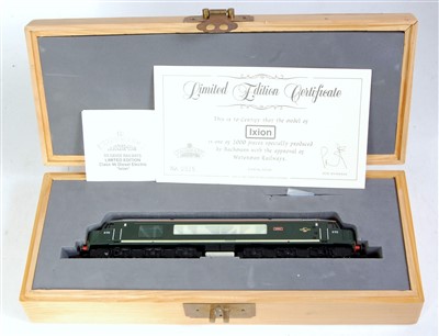 Lot 570 - A wooden Bachmann presentation box containing...