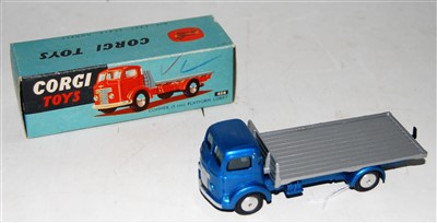 Lot 1601 - A Corgi Toys No. 454, five ton platform lorry...