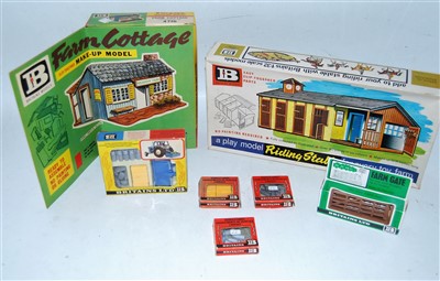 Lot 1238 - A collection of various boxed Britains farm...