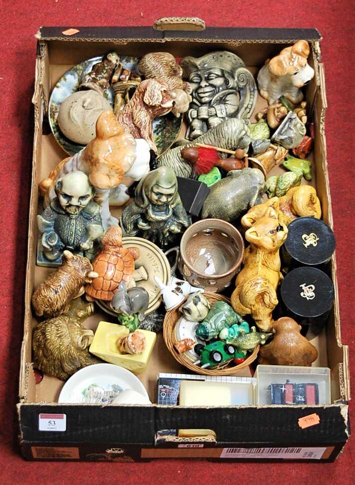 Lot 53 - A box of miscellaneous items, to include resin...