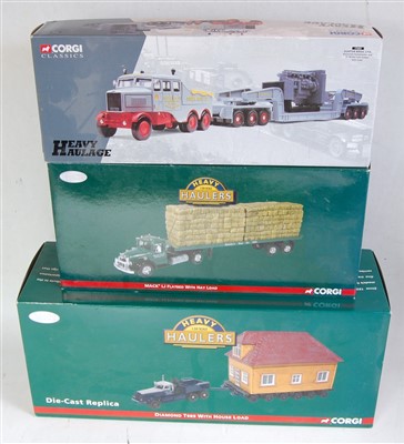 Lot 2576 - A Corgi Classics and Corgi Heavy Haulers 1/50...