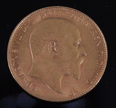 Lot 2161 - Great Britain, 1910 gold full sovereign