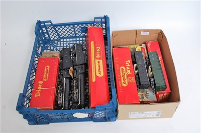 Lot 789 - Selection of Triang TC series items 4-6-2...