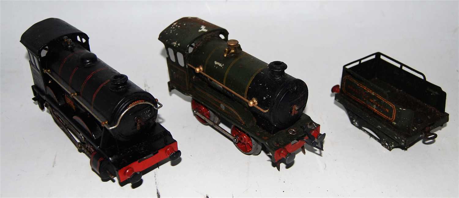 Lot 357 - Two Hornby 0-4-0 clockwork locos: 1929-30 No....