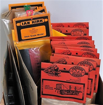 Lot 764 - Rolling stock kits and bits including 4x Kirk...