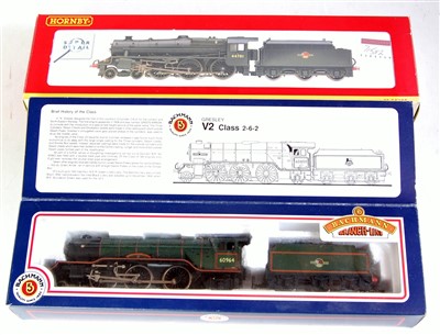 Lot 715 - Bachmann 31-552 BR lined green class V2 engine...