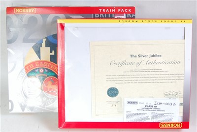 Lot 735 - A Hornby R2445 Silver Jubilee train pack with...