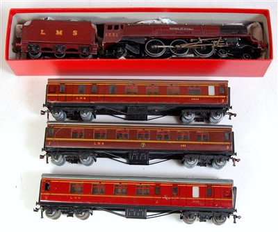 Lot 732 - A Hornby Dublo 3-rail 'Duchess of Atholl'...