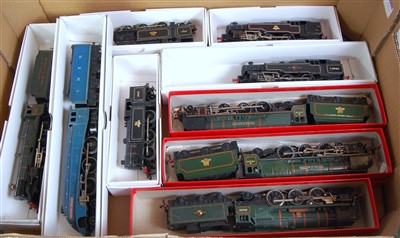 Lot 726 - Tray containing 9 Hornby Dublo steam...