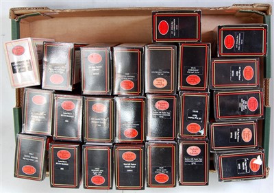 Lot 2585 - 24 various boxed EFE 1/76 scale public...