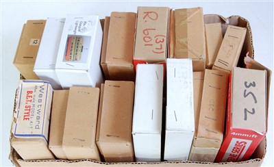 Lot 1457 - 12 various boxed 1/76 scale white metal and...