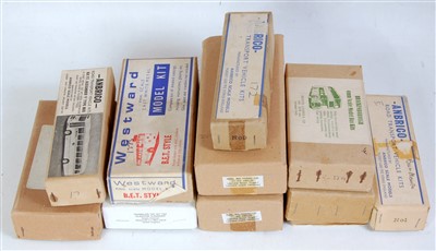 Lot 1459 - Ten various boxed white metal and resin public...