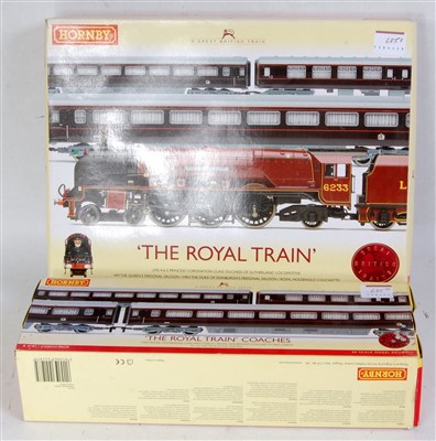 Lot 685 - Hornby R2370 train pack 'The Royal Train'...