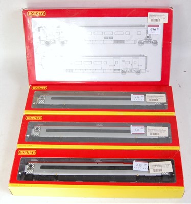 Lot 696 - Five Hornby coaches, Eurostar 2-car set R4013C...