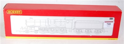 Lot 700 - R2455 Hornby 4-6-0 BR green loco 'Pendennis...