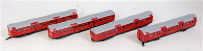 Lot 710 - Four kit built coaches to form London...