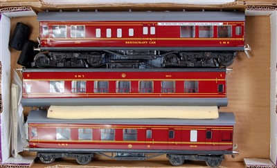 Lot 393 - Three made-up ACE Trains LMS Stanier coach...