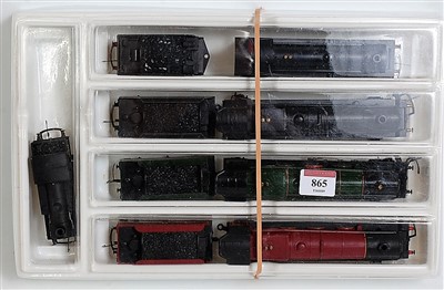 Lot 865 - Tray of mixed locomotives black, green, maroon...