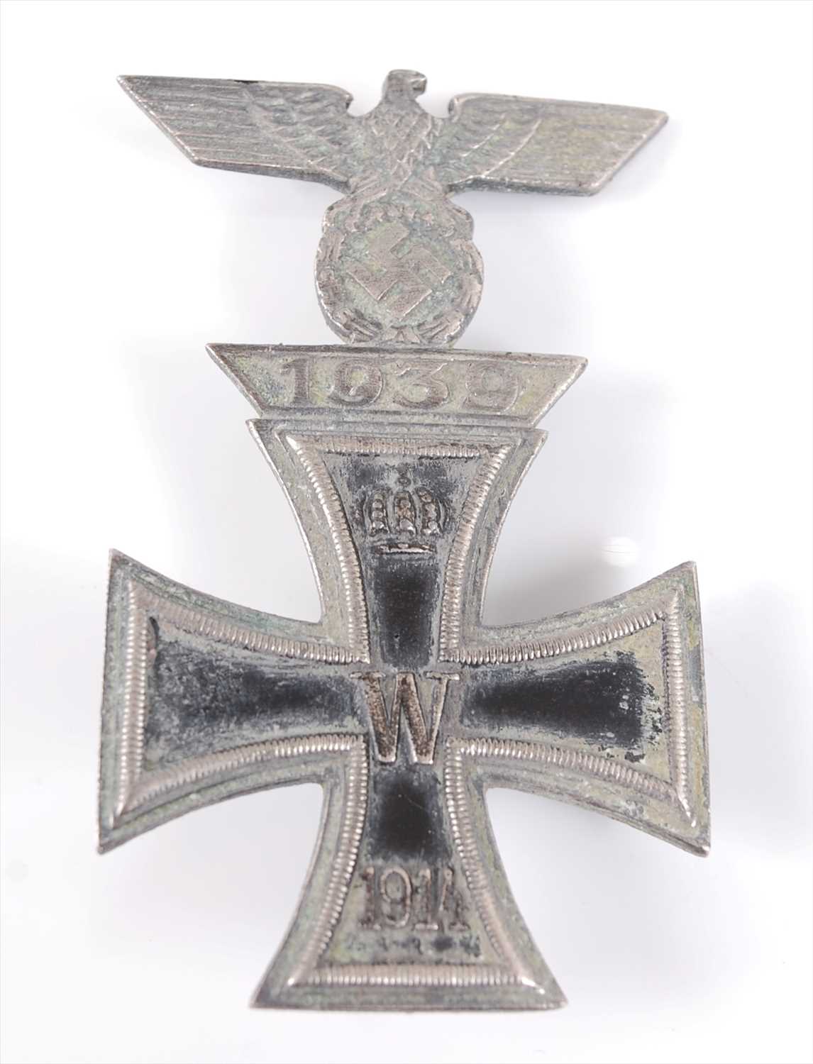 Lot 348 - A German Iron Cross 1st class with combined...