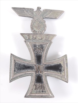 Lot 348 - A German Iron Cross 1st class with combined...