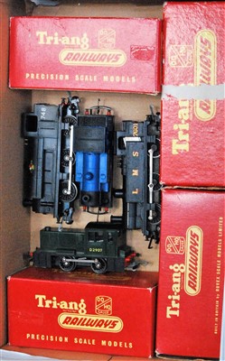 Lot 840 - Four Triang shunting locomotives including...