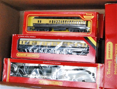 Lot 836 - A Hornby GWR collection R532 28XX class engine...