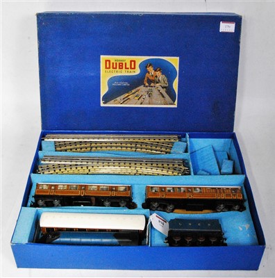 Lot 894 - Hornby Dublo 3-rail EDP1 'Sir Nigel Gresley'...