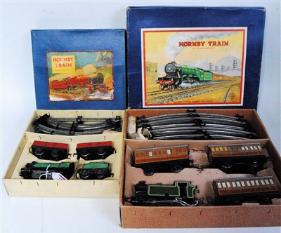 Lot 425 - Two Hornby train sets - MO goods sets, green...