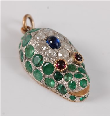 Lot 2749 - A yellow and white metal snake head pendant,...