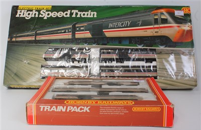 Lot 969 - Hornby InterCity HST: R693 set consisting of...