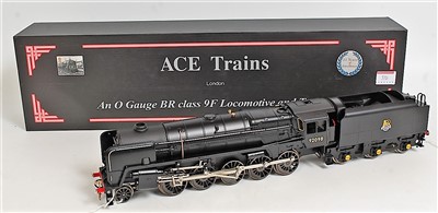 Lot 376 - ACE Trains 2-10-0 BR Class 9F loco and tender...