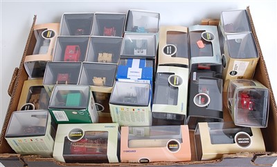 Lot 2663 - 25 various plastic cased Oxford 1/76 scale...