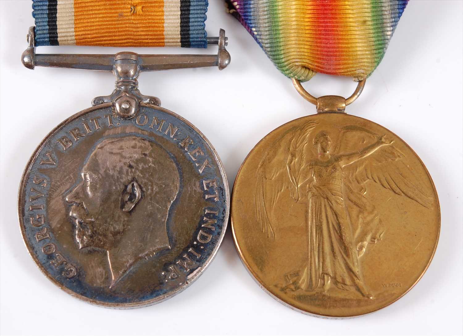 Lot 210 - A WW I British War and Victory duo
