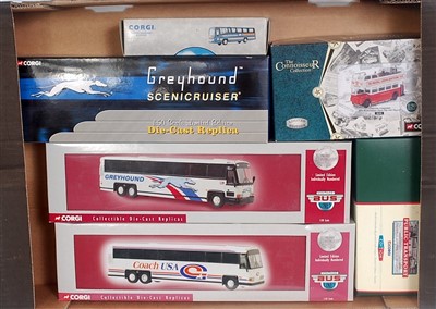 Lot 2685 - 21 various boxed modern release Corgi, Old...