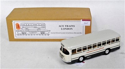 Lot 443 - ACE Trains flat wagon with single deck bus (M-BM)