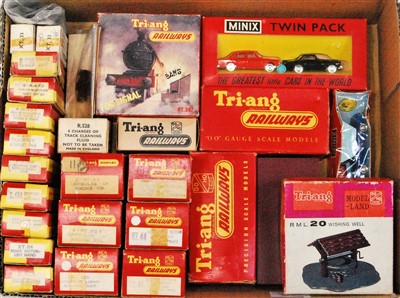 Lot 1012 - Tray of Triang accessory items, contents not...