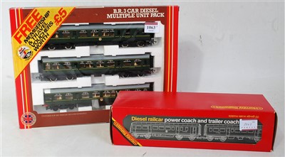 Lot 1063 - A Hornby R687 BR green class 110 3 car DMU...