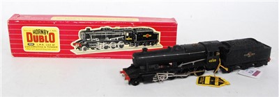 Lot 974 - Hornby Dublo 2225 2-rail 8F loco and tender...