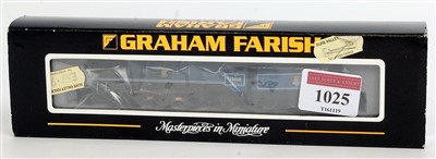 Lot 1025 - A Farish by Bachmann N gauge Ref. 372-301 BR...