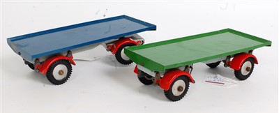 Lot 3167 - A Shackleton Models Dyson trailer group, two...