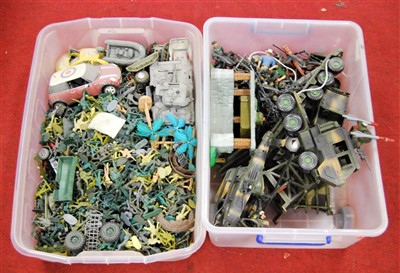 Lot 179 - A collection of modern plastic army men and...