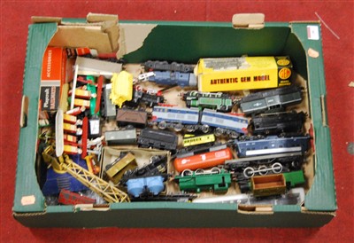 Lot 180 - A collection of various 00 gauge locomotoives...