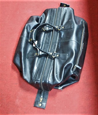 Lot 76 - A High Design black leather Gladstone type bag
