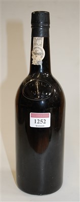 Lot 1252 - Dow's Vintage Port 1975, one bottle (lacking...