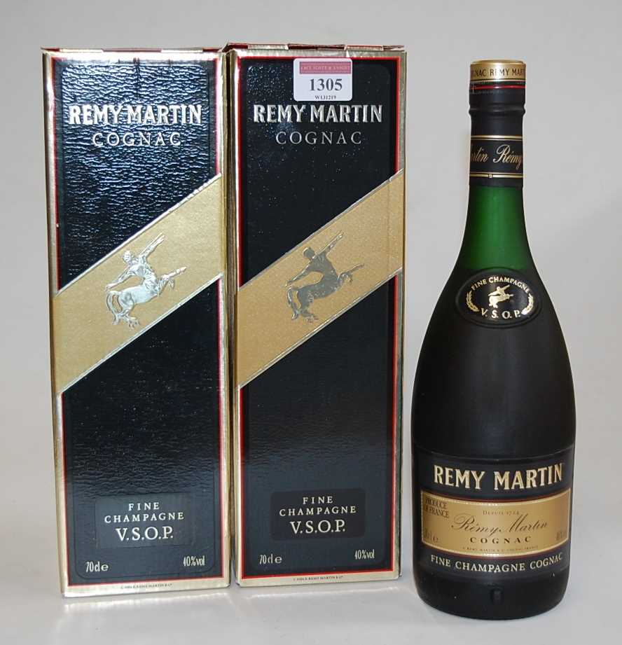 Lot 1305 - Remy Martin VSOP Champagne Cognac, 70cl, 40%,...