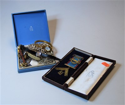 Lot 299 - A George V silver gilt Masonic jewel, naming...