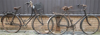 Lot 1125 - A gent's mid-20th century vintage bicycle;...