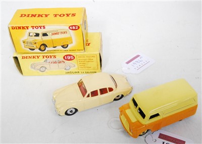 Lot 1986 - A Dinky Toys boxed commercial vehicle and...