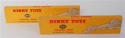 Lot 2005 - A Dinky Toys No. 994 trade box of three...