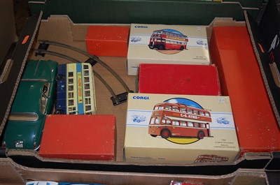 Lot 1471 - One box containing a quantity of Hornby 0...